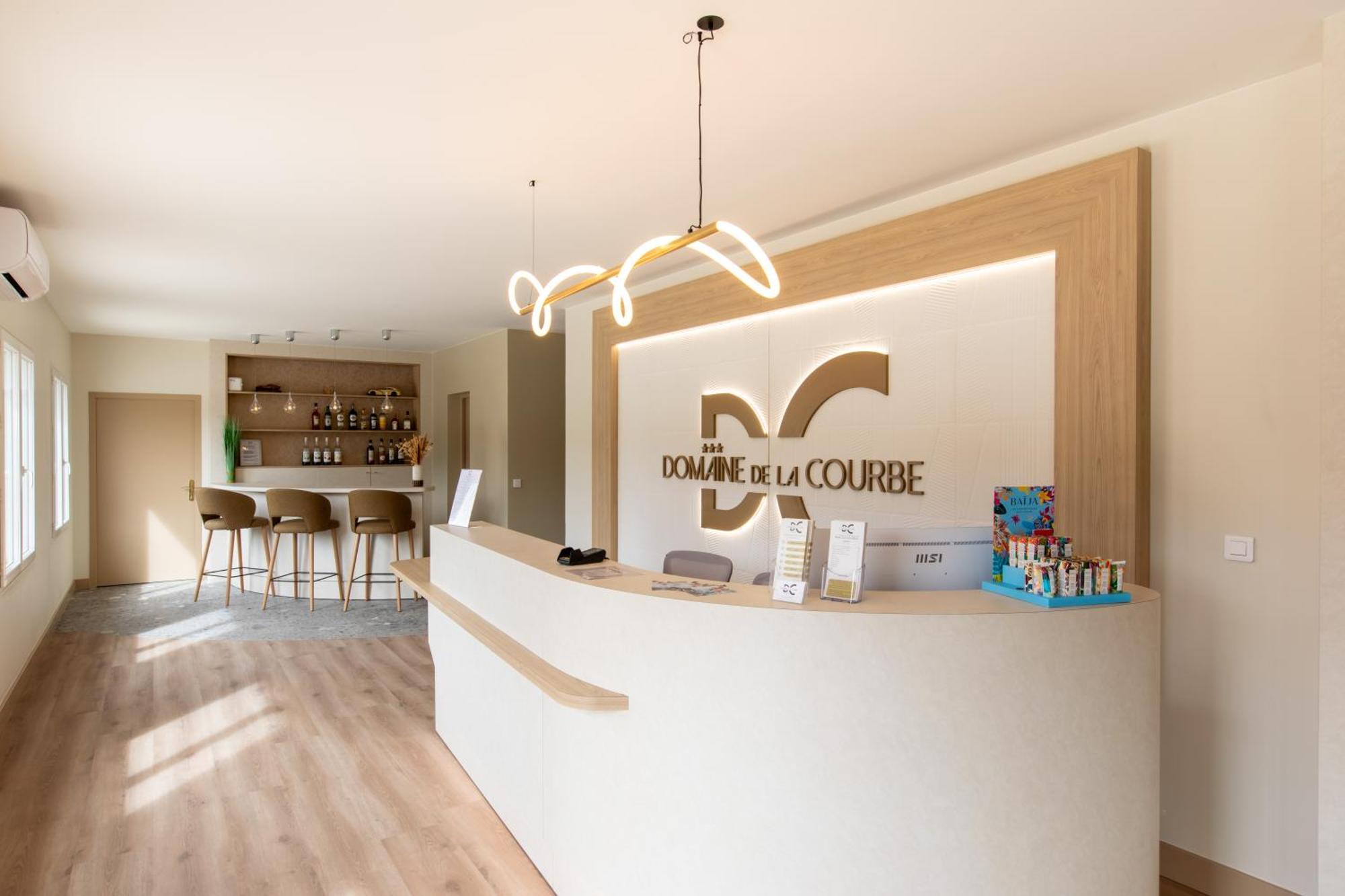 Domaine De La Courbe Hotel & Spa Le Lude Ngoại thất bức ảnh